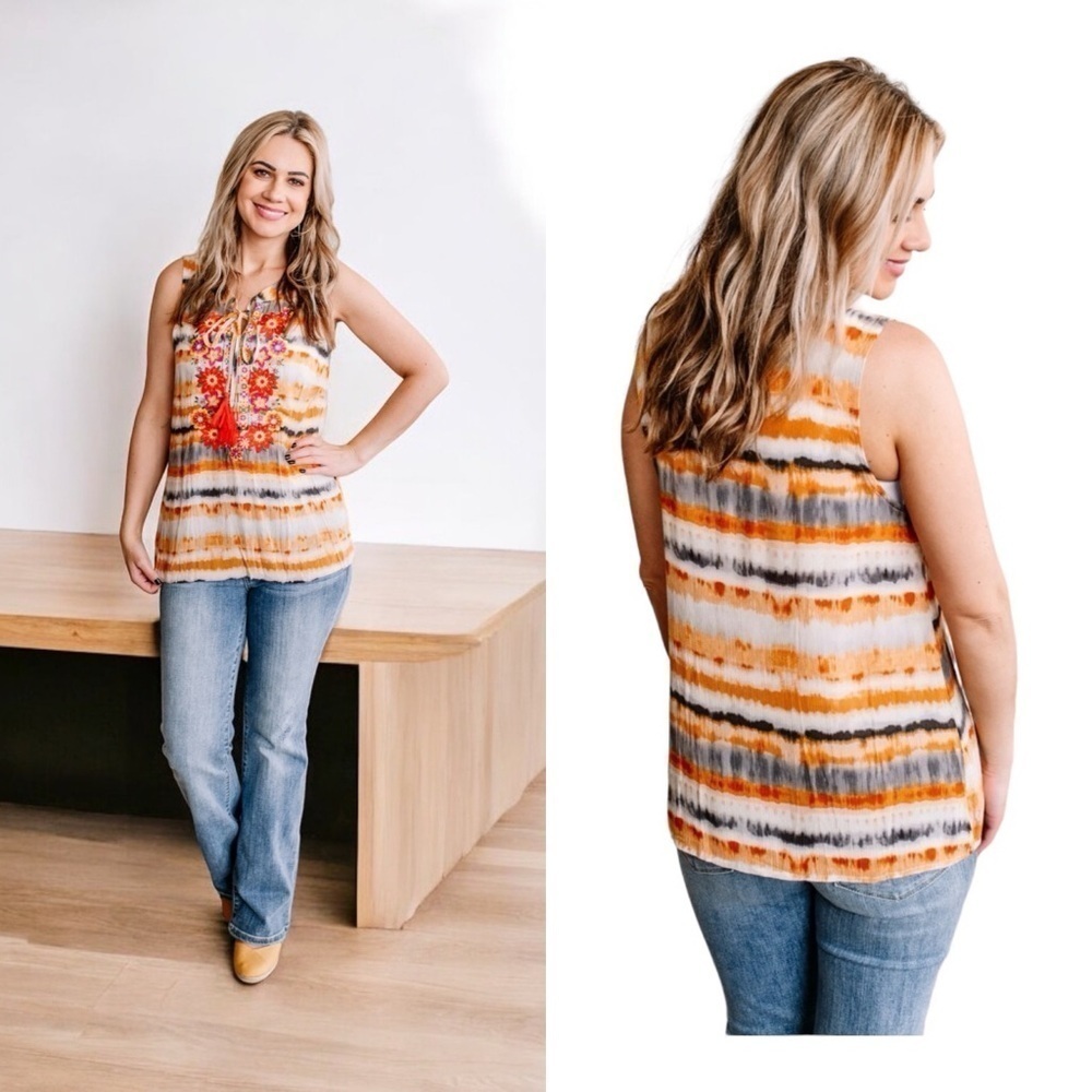 Savanna Jane tie dyed like embroidered sleeveless top sz M